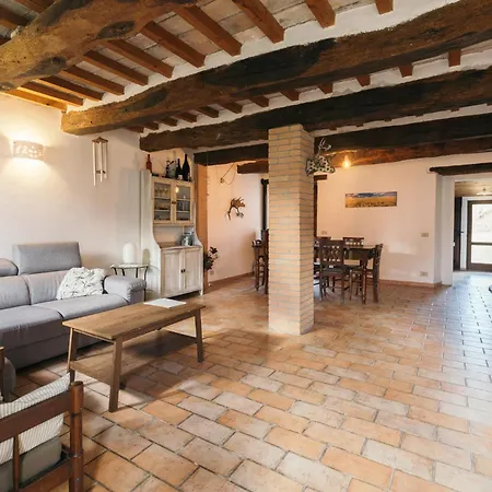 Holiday home Casale Grifondoro Pergola