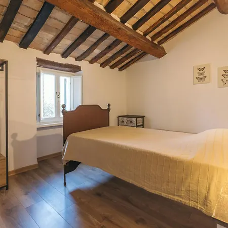 Holiday home Casale Grifondoro